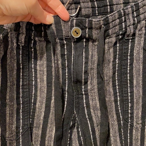 Hurley Striped Linen Blend Roll Up Beach Pants - Picture 5 of 14